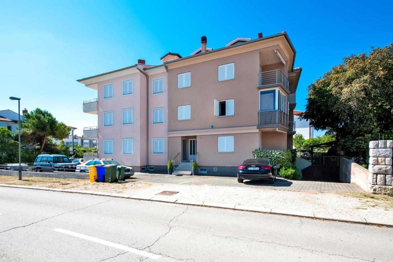 F&R Apartments II Rovinj Exterior photo